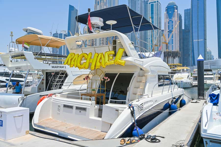 2 Hour Birthday Celebration on a Yacht in Dubai - What This Experience Feels Like for Different Birthday Types