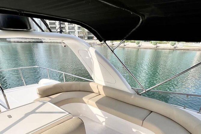 2-Hour Dubai Sea Escape, Swim, Tan & Sightseeing - Upper Deck vs Air-Conditioned Lower Deck for Comfort and Photos