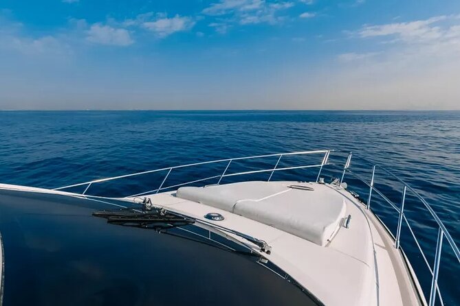 2 hour Private Yacht Tour with Dubai Marina Skyline View - Atlantis The Palm at Photo Time: Making the Famous Shot