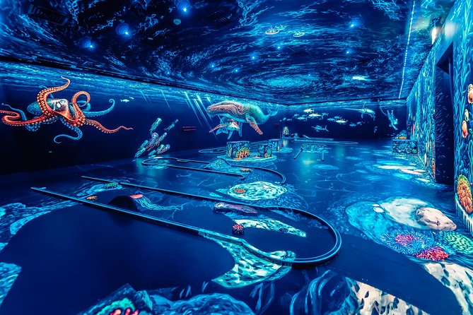 3d Blacklight Minigolf - Jbr / Marina Dubai - Price and value: is $29.95 per person worth it