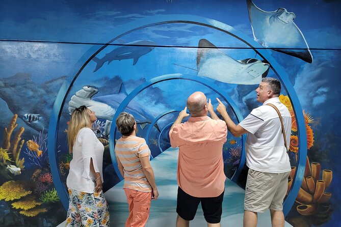 3D WORLD SELFIE MUSEUM Dubai - Entering the nine zones: posing, crawling, and optical illusions