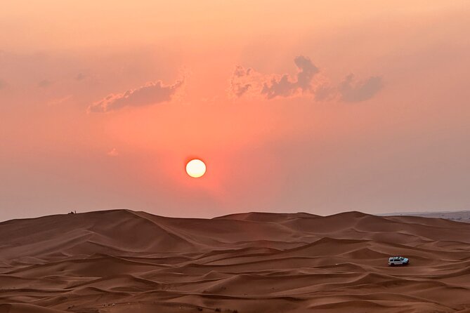 4x4 off-Road Desert Safari, Sandboarding, CamelRide, Veg & BBQ - The guides and drivers, and why the ride quality really matters
