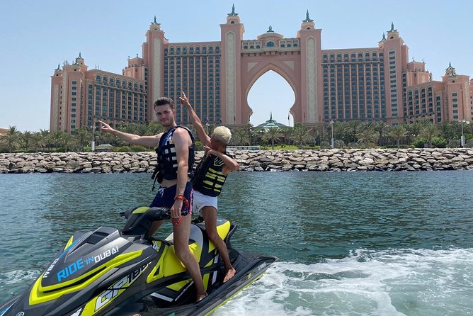 90 Minutes Dubai Palm Jumeirah Jetski Tour - Yamaha Jetskis and Guide-Rider Coaching: How the Ride Is Managed
