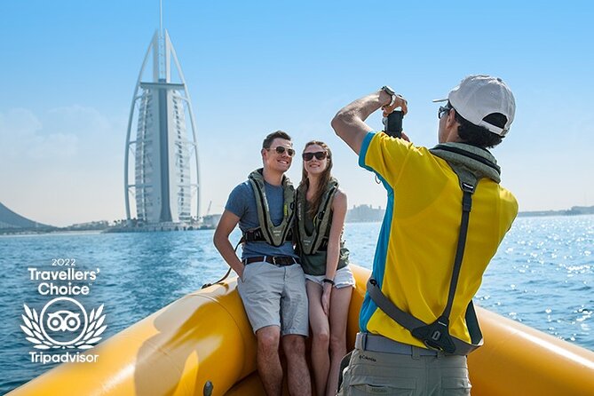 99 Minutes Premium Tour : Dubai Marina, Atlantis & Burj Al Arab - On board: what the crew provides and what you should bring