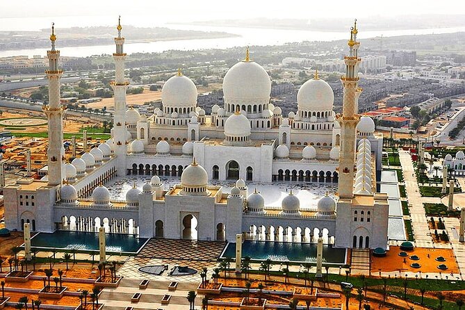 Abu Dhabi City Tour and Qasr AL Watan - A 9 to 10 hour Abu Dhabi day that starts in Dubai time