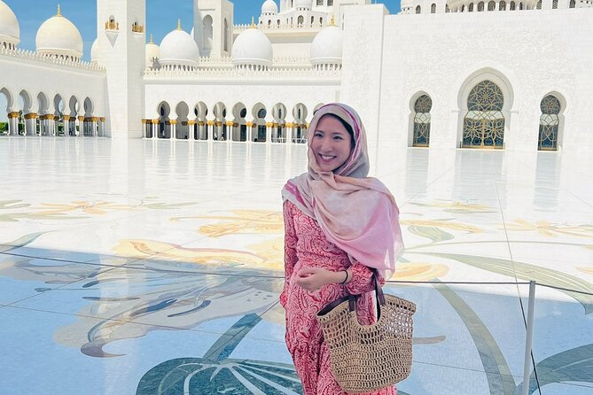 Abu Dhabi City Tour and Qasr AL Watan - Marina Mall, Saadiyat Island, and the end-of-day fun factor