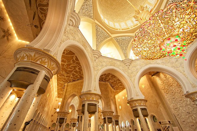 Abu Dhabi city tour & desert safari from Dubai - Lahbab desert safari: 4x4 dunes, sandboarding, and a proper sunset camp