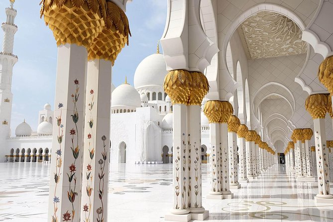 Abu Dhabi City Tour, Emirates Palace, Grand Mosque, Louvre Museum - Emirates Heritage Village and the Corniche: Desert Culture Meets Coastal Views