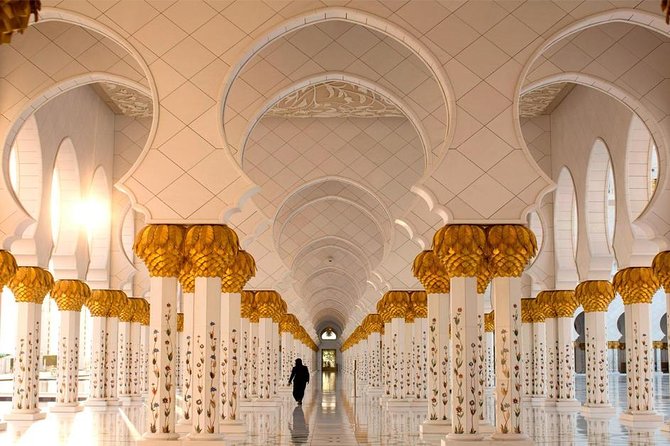 Abu Dhabi City Tour Half Day - Emirates Palace outside visit: a fast luxury hit