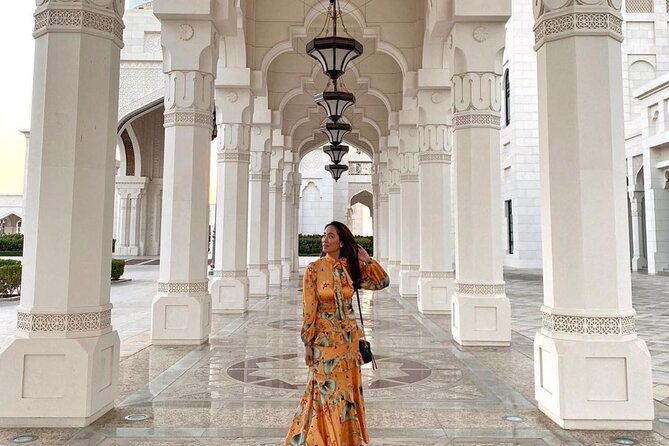 Abu Dhabi City Tour of Grand Mosque, Palace, Louvre, and Ferrari - Heritage Village and Dates Market: the day’s more human pace