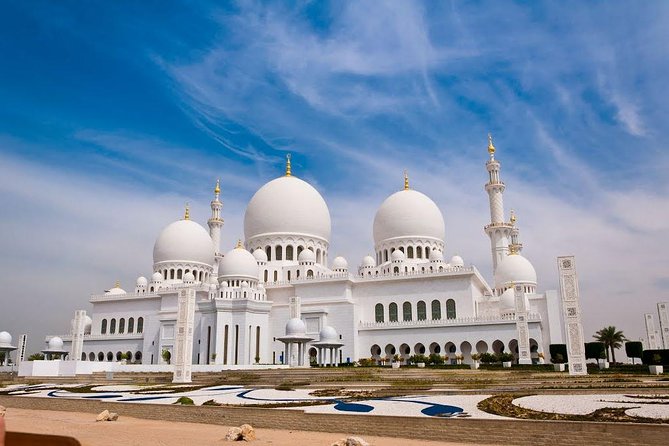 Abu Dhabi City Tour with Grand Mosque and Ferrari World from Dubai - Corniche drive and Emirates Palace: Admire without paying hotel prices