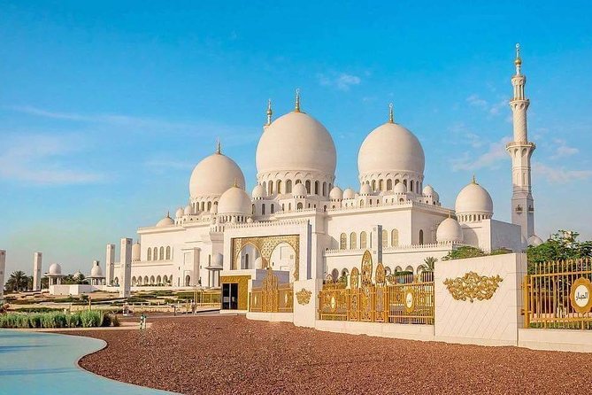 Abu Dhabi City Tour with Grand Mosque Including Transfers - Your main anchor stop: Sheikh Zayed Grand Mosque, Center and scale