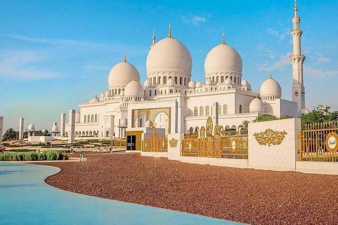 Abu Dhabi City Tour with Louvre Museum Entry Ticket - Heritage Village and Marina Mall: culture plus a real break