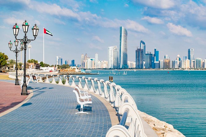 Abu Dhabi City Tour with Louvre Museum from Dubai Small Group - Abu Dhabi in One Big Chunk: How the 8-Hour Pace Works