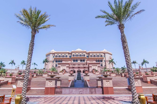 Abu Dhabi Full-Day City Sightseeing Tour from Dubai - Emirates Palace outside photos: pretty from the curb, not a full visit