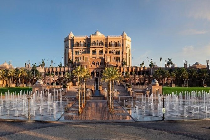 Abu Dhabi Full Day City Tour - Abu Dhabi Dates Market: quick, real, and about taste