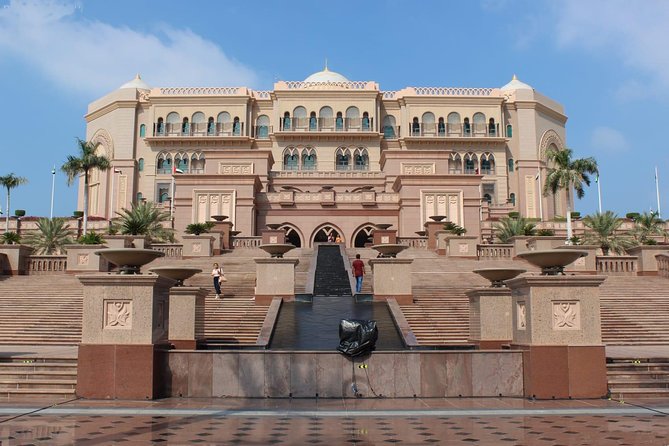 Abu Dhabi Full-day Sightseeing Tour from Dubai with Mosque Visit - Transportation and timing: what the 6 to 7 hours really feels like