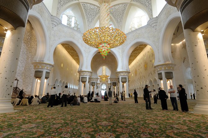 Abu Dhabi Full-Day Tour from Dubai With Spanish-Speaking Guide - Sheikh Zayed Grand Mosque Center Inside Visit: More Than a Pretty Photo