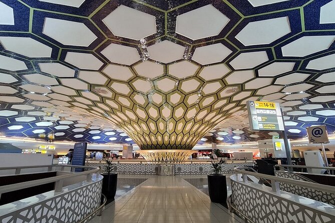 Abu Dhabi International Airport (AUH) VIP Lounge Access - Wi-Fi, workstations, and the best way to use your layover time