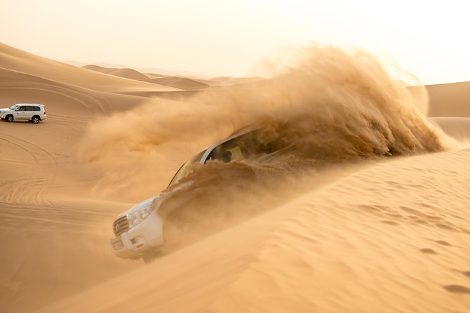 Abu Dhabi Morning Desert Safari - 4WD Dune Bashing in the Desert, Plus Driver-Led Photo Moments