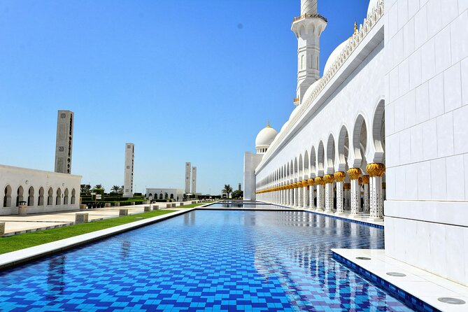 Abu Dhabi Sheikh Zayed Grand Mosque Private Tour - Why this Sheikh Zayed Grand Mosque tour is a smart use of 5 hours