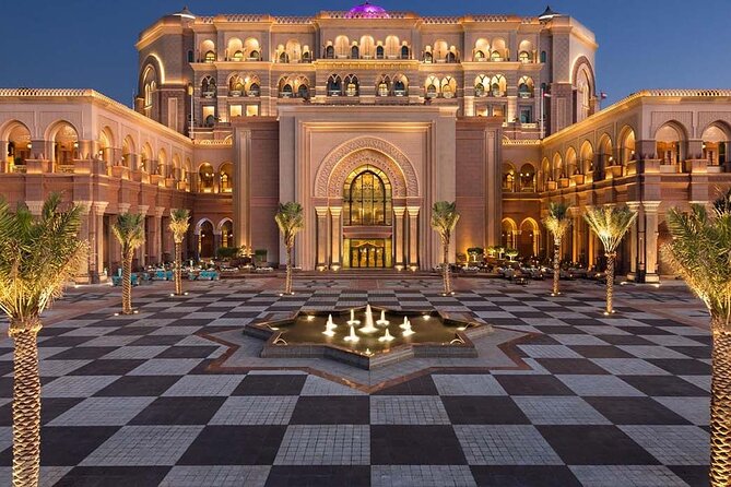 Abu Dhabi Sheikh Zayed Mosque Ferrari World Tour and Transfers - Sheikh Zayed Grand Mosque Center: the UAE’s biggest wow factor in one hour