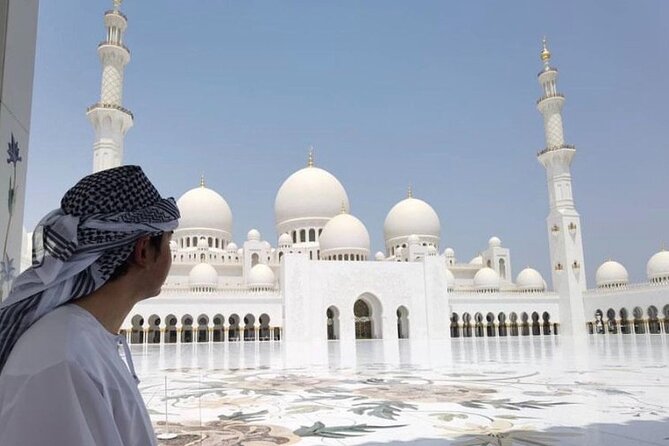 Abu Dhabi Sightseeing City Tour including Grand Mosque - Sheikh Zayed Road Transfer, a Scenic Buffer Before the Big Sights