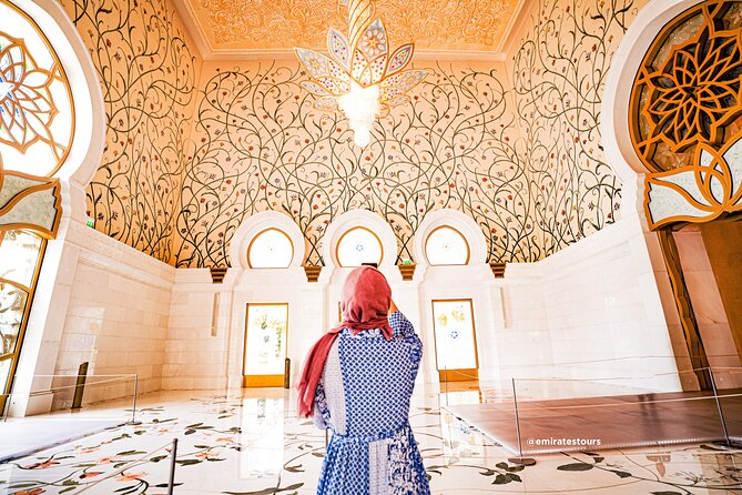 Abu Dhabi Sightseeing Tour: Sheikh Zayed Mosque, Heritage Village & Dates Market - Abu Dhabi Dates Market: local shopping, best comparisons, and quick browsing