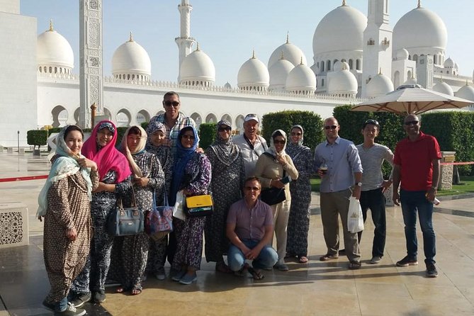 Abu Dhabi tour from Dubai small group with guide, Grand Mosque - Lunch at Marina Mall: where the day can feel rushed