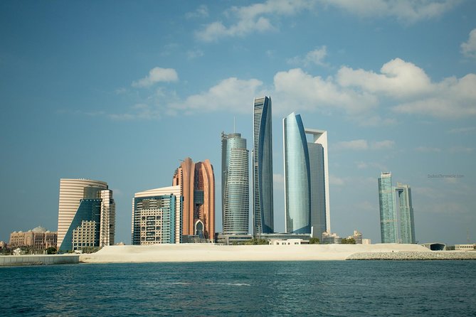 Abu Dhabi Tour from Dubai With Gold Coffee At Emirates Palace - Al Bateen and the Emirates Palace Corniche Photo Pause