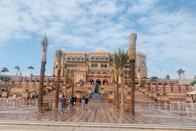Abu Dhabi Tour Grand Mosque Emirates Palace Heritage Village - Al Mina Fruit and Vegetable Souk: dates and dry fruits, no pressure