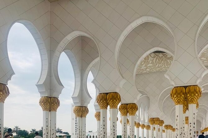 Abu Dhabi Tour Grand Mosque Emirates Palace Heritage Village - Ferrari World at Yas Island: outside photos, no rides