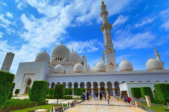Abu Dhabi Tour With Ferrari World From Dubai - Key Points to Know Before You Go