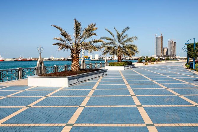 Abu Dhabi Tour with Louvre Museum Tickets - Marina Mall Bite and Shopping Break Plus Dates Market