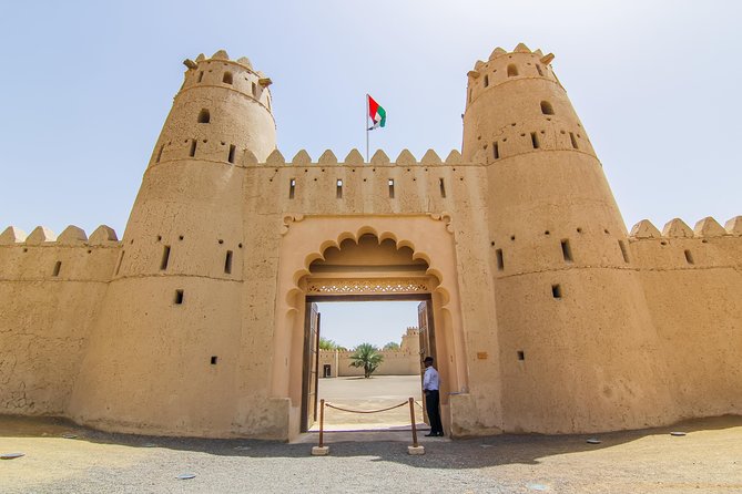 Al Ain City Sightseeing tour with Lunch from Dubai - Sheikh Zayed Palace Museum: A Restored Palace With Palm-Tree Calm