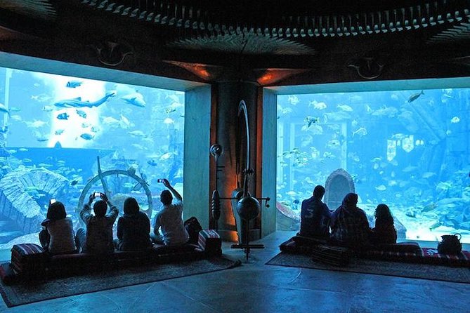 Atlantis Lost-Chamber Aquarium Dubai - Getting There: Near Transit, Pickup Options, and Private Transfers