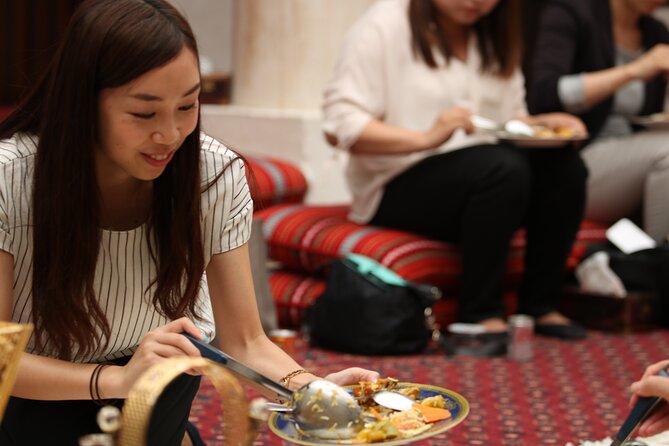 Authentic Emirati Cultural Meal and Talk in Old Dubai - Practical notes before you go, from where to meet to what to bring