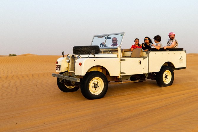 Authentic Safari in Vintage Land Rover with Traditional Dinner - Stop by stop: how the evening unfolds in real time