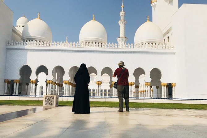 Best Attractions of Abu Dhabi City Day Trip from Dubai - Your best photo window: Sheikh Zayed Grand Mosque