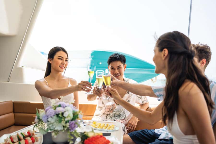 Burj Al Arab: 2-Hour Yacht Tour with BBQ Dinner - Key things to know before you go