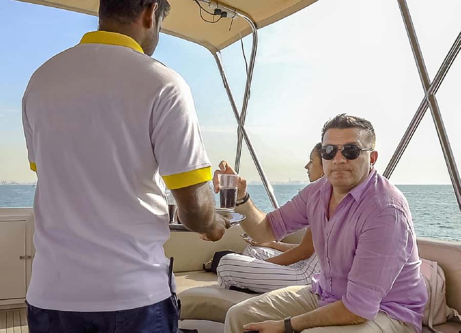 Burj Al Arab: 2-Hour Yacht Tour with BBQ Dinner - Tips to make your evening smoother (and better)