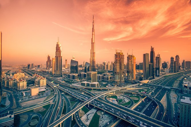 Burj Khalifa 124 & 125 Floor - Off peak ticket - Level 125 observatory deck: spacious views with mashrabiya style details