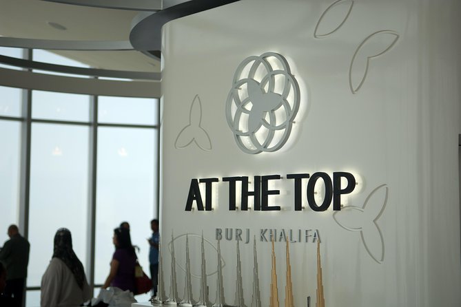 Burj Khalifa 124 & 125 Floor - Off peak ticket - The elevator ride at 10 m/s is part of the show