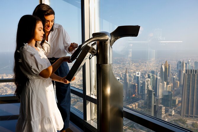 Burj Khalifa 125th Floor, Lunch or Dinner at Rooftop Burj Club - 124th to 125th floors: where the views actually land