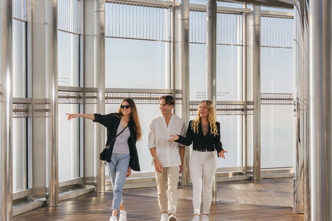 Burj Khalifa 125th Floor, Lunch or Dinner at Rooftop Burj Club - Lunch vs dinner: choosing the time slot that gives you the best odds