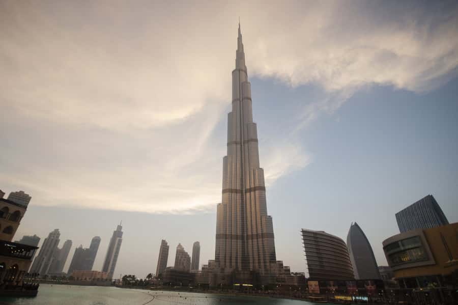 Burj Khalifa Ticket with 1-Way Transfer - Photo Tickets, Green Screen Fun, and How to Handle the Sales Pitch