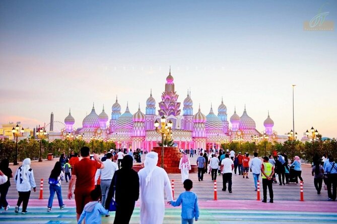 Combo: Dubai Frame & Global Village Tickets Only - Crowds and comfort: the simple tricks that save the night