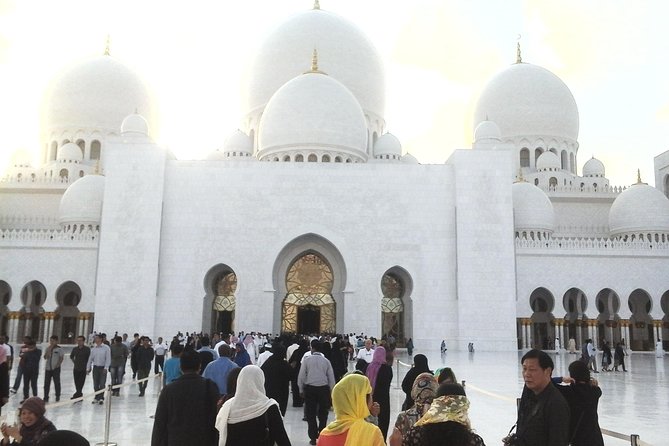 Day Tour of Abu Dhabi from Dubai - Dubai to Abu Dhabi in one shot: why this day trip works
