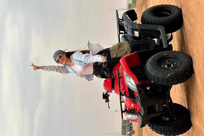 Desert Safari Adventures Dubai - Live shows under desert skies: belly dancing, Tanura, and fire