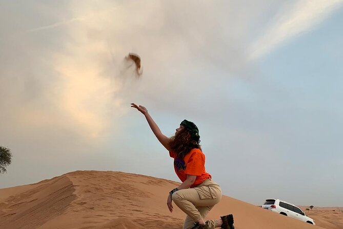 Desert Safari and Sandboarding with Dinner in Dubai - How the late-afternoon timing makes the desert feel special